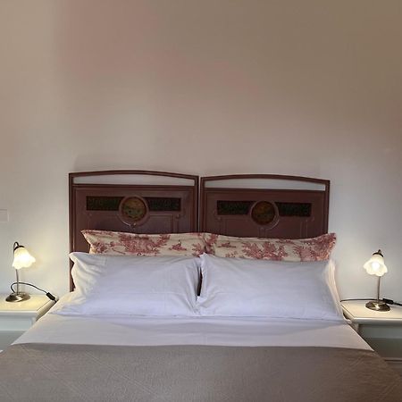 Casa Del Pino Bed & Breakfast Borgo a Buggiano Luaran gambar