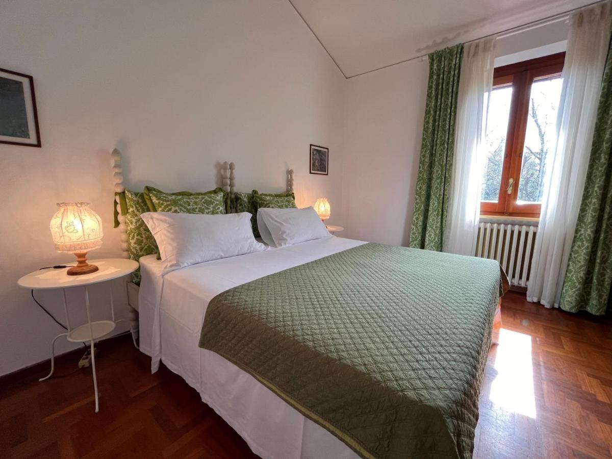 Casa Del Pino Bed & Breakfast Borgo a Buggiano Luaran gambar
