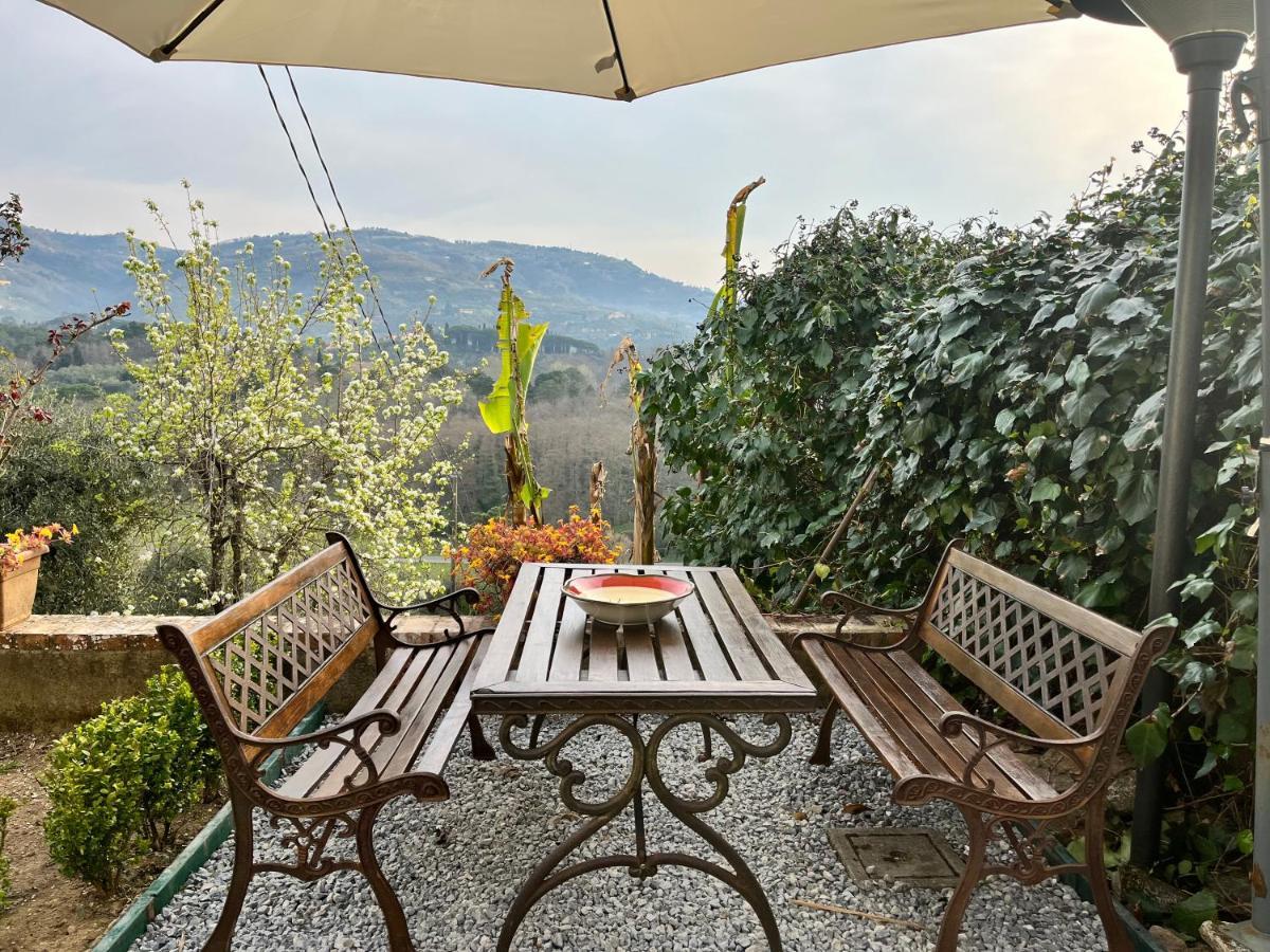 Casa Del Pino Bed & Breakfast Borgo a Buggiano Luaran gambar